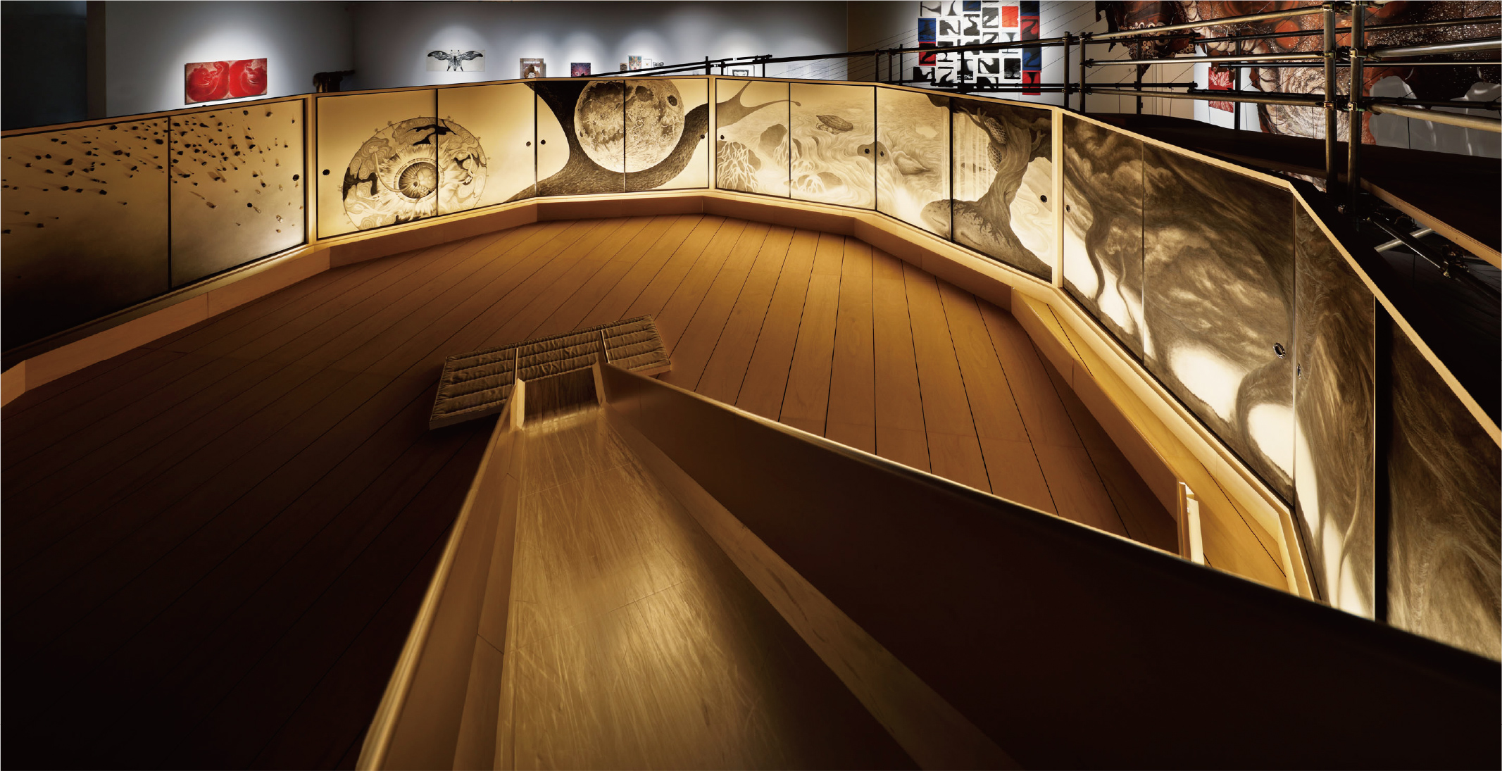 円形襖と滑り台 個展『ちゅうがえり』 ア一ティゾン美術館展示風景 2020